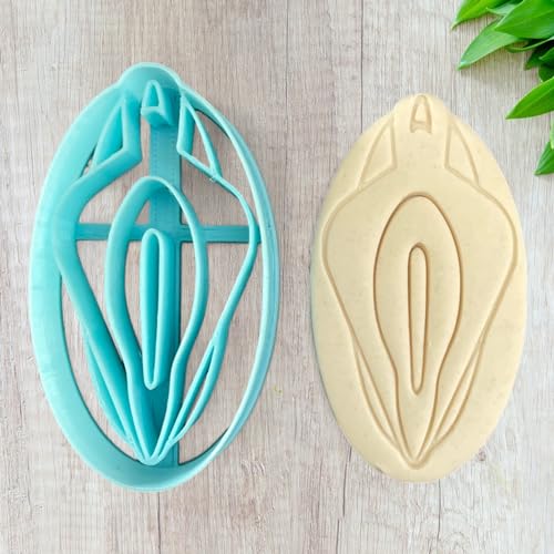 Weibliche Vulva-Ausstechform für die Herstellung von Sandgebäck und Keksen, handgefertigt, ELACE Weibliche Vulva-Ausstechform für die Herstellung von Sandgebäck und Keksen, handgefertigt, ELACE von ELACE