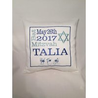 Personalisiertes Besticktes Kissen - Bar/Bat Mitzvah von ELLCustomDesign