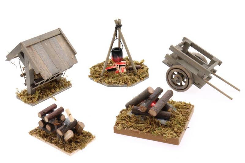 ELLUG Krippen-Zubehör Krippenzubehör Set 5tlg. aus Holz: Futterkrippe, Kochstelle, ....., beleuchtetes Lagerfeuer ELLUG Krippen-Zubehör Krippenzubehör Set 5tlg. aus Holz: Futterkrippe, Kochstelle, ....., beleuchtetes Lagerfeuer von ELLUG
