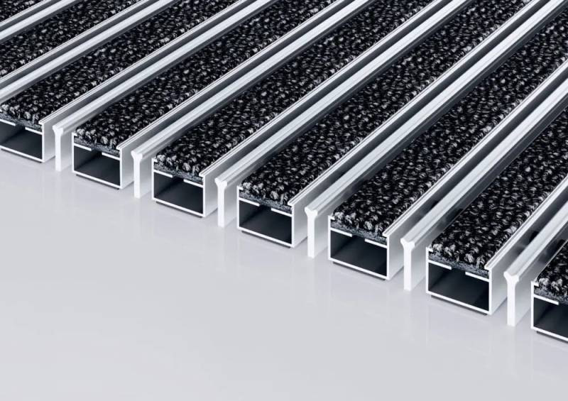 EMCO-Fußmatte 522 RK mit Winkelrahmen 60 x 40 cm "Sand" EMCO-Fußmatte 522 RK mit Winkelrahmen 60 x 40 cm "Sand" von EMCO