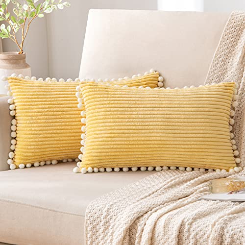 EMEMA Kissenbezug Herbst Kordsamt Sofakissen Pompon Kissenbezüge Dekokissen Zierkissen Dekorative Kissenhülle Zierkissenbezug 2er Set für Sofa Wohnzimmer Schlafzimmer Cafeteria 30x50cm Helles-Gelb von EMEMA