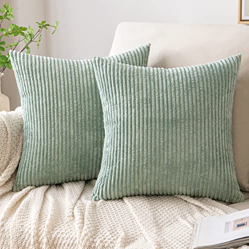 EMEMA Kissenbezug Kordsamt Zierkissenbezug Dekokissen Sofakissen 40x40 cm Kord Kissenhülle Dekorative Weiche Zierkissenbezüge Kissen für Sofa Sessel Zuhause Schlafzimmer Hellgrün von EMEMA