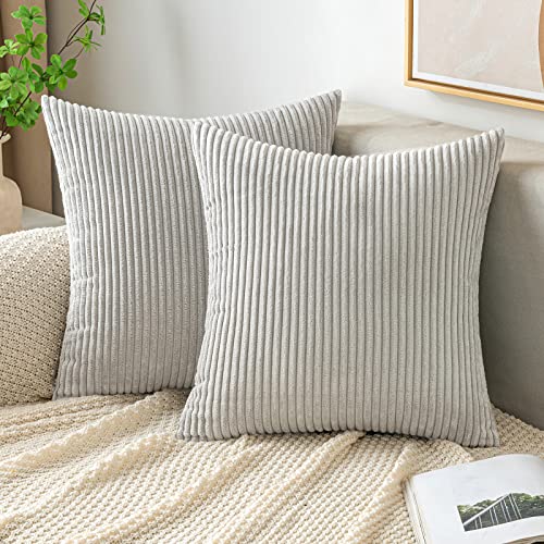 EMEMA Kissenbezug Kordsamt Zierkissenbezug Dekokissen Sofakissen 45x45 cm Kord Kissenhülle Dekorative Weiche Zierkissenbezüge Kissen für Sofa Sessel Zuhause Schlafzimmer Hellgrau von EMEMA