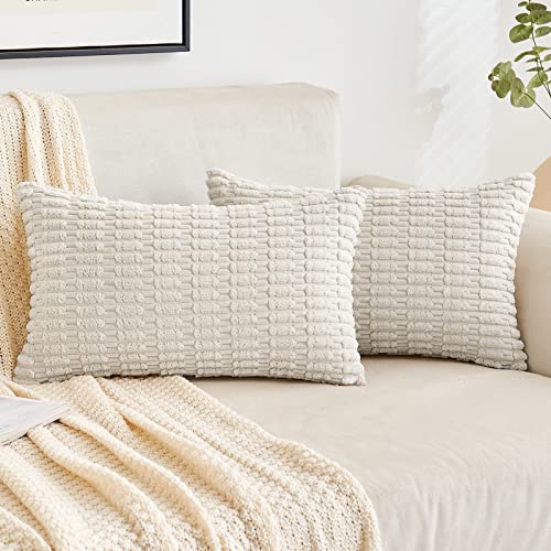 EMEMA Kordsamt Kissenbezüge Dekorative Sofakissen Moderne Kissenhüllen 30x50 cm Dekokissen Weicher Zierkissenbezug für Wohnzimmer Sofa Schlafzimmer 2er Set Beige von EMEMA