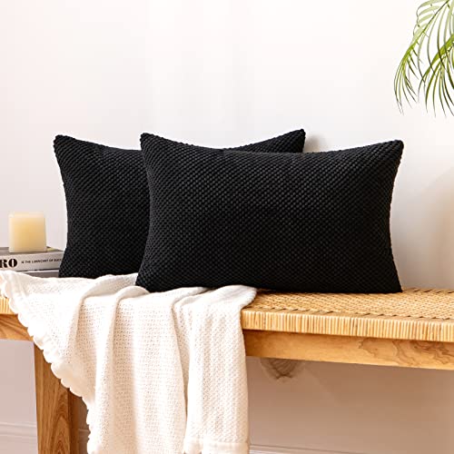 EMEMA Kordsamt Kissenbezug Dekorative Granulat Sofakissen Dekokissen Kissenbezüge Kissenhülle Couchkissen Überwurf Kissen Bezug Zierkissen für Couch Sofa Wohnzimmer 2er Set 30x50 cm Schwarz von EMEMA