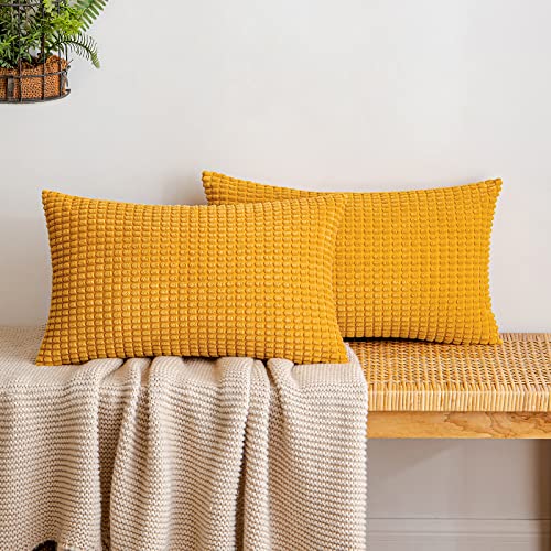 EMEMA Kordsamt Kissenbezug Herbst Granulat Dekorative Sofakissen Dekokissen Kissenbezüge Couchkissen Kissenhülle Weich Kissen Bezug Zierkissen für Sofa Couch Wohnzimmer 2er Set 30x50 cm Kurkuma von EMEMA