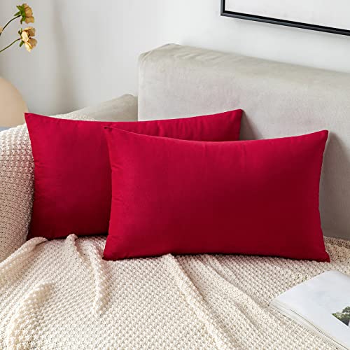 EMEMA Samt Kissenbezug Weihnachten Kissenhülle Dekorative Dekokissen Sofakissen Lendenkissen Wurfkissenbezug mit Verstecktem Reißverschluss Sofa Schlafzimmer 2er Set 40x60 cm Rot von EMEMA