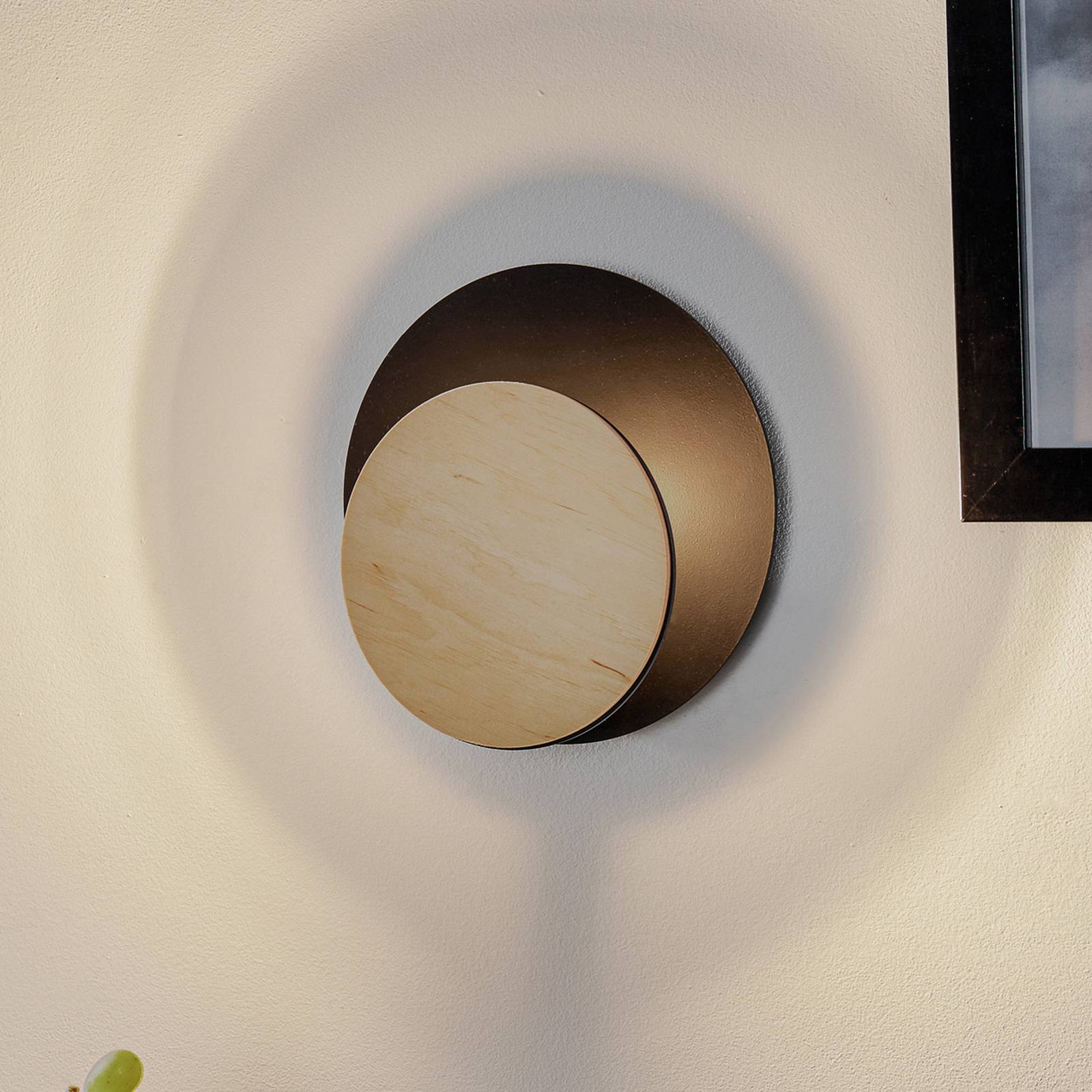 Wandlampe Circle in Schwarz mit Holz-Dekorplatte von EMIBIG LIGHTING