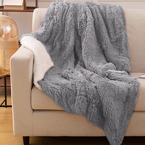 EMME Faux Pelz Kuscheldecke Flauschig, Super Weich, Plüschig, Dick und Elegant, Lange Haare Shaggy Decke, Warme Gemütliche Wendbare Flauschige Decke für Sofa und Bett (Grau, 130 x 150 cm) von EMME