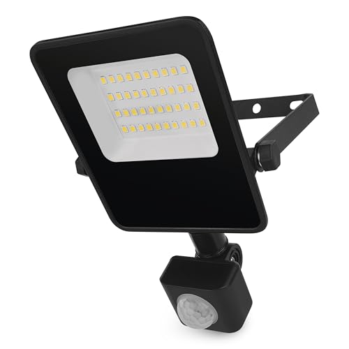 EMOS - LED-Strahler VISIO mit Sensor 20W, 3000 lm - dünnes Alu-Flutlicht - wasserdicht - neutralweiß - extra hohe Lichtleistung 150lm/W - Lebensdauer 36000 h - Abstrahlwinkel 110° - für Außenbereich EMOS - LED-Strahler VISIO mit Sensor 20W, 3000 lm - dünnes Alu-Flutlicht - wasserdicht - neutralweiß - extra hohe Lichtleistung 150lm/W - Lebensdauer 36000 h - Abstrahlwinkel 110° - für Außenbereich von EMOS