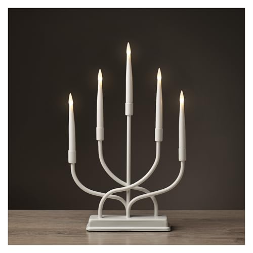 EMOS Metall LED-Kerzenständer, klassisch, Metall-Ständer mit 5 LED-Kerzen, weiß, Batteriebetrieben 2X AA, Innenbereich IP20, 6/18h Timer-Funktion, 40 x 26 cm von EMOS