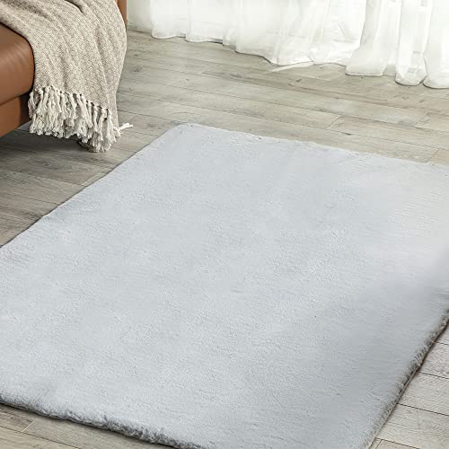 ENGLISH HOME Faux Lammfell Schaffell Teppich, Modern Hochflor Flauschiger Teppiche für Wohnzimmer, Schlafzimmer, Hellgrau, 80x150 cm von ENGLISH HOME