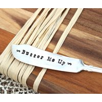 Butter Me Up - Käse Streicher Messer Vintage Versilberte Silberbesteck Handgestempelt von EOJStudios