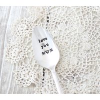 Love You Mom Löffel Kaffee Tee Eis Am Besten Muttertag Geschenkkorb Add On Ooak Langer Teelöffel Oval Suppe Vintage Silber von EOJStudios