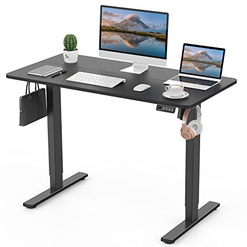 ERGOMAKER Elektrischer Höhenverstellbarer Schreibtisch 110x60cm (43.3"x23.6"), Höhenverstellbarer Tisch mit Spleißplatte (Schwarzes Gestell + Schwarze Tischplatte) von ERGOMAKER