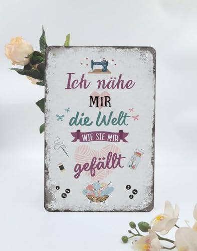 ESFIVHO Retro Nähen Blechschild mit Spruch 20x30cm - ICH NÄHE MIR DIE WELT WIE SIE MIR GEFÄLLT - Retro Nähmaschine Schild mit Nadel Faden - Nähzubehör Wanddeko Geschenk für Nähzimmer Nähbegeisterte von ESFIVHO