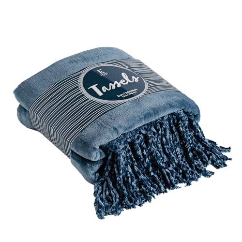 ESSEX - Kuscheldecke Tassels, 130 x 170 cm, Decke mit Quasten, 100% Polyester, Sofadecke - Blau von ESSEX