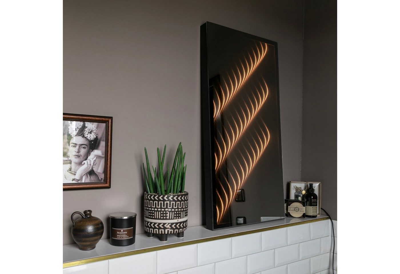 ETTLINLUX Wandspiegel Ambiloom® Mirror 800, Wandspiegel mit dekorativer Beleuchtung von ETTLINLUX