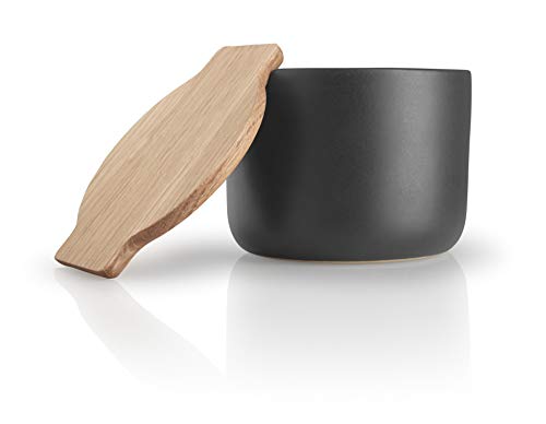 EVA SOLO | Nordic Kitchen Salzkeller mit Eichendeckel | Stilvoll sowohl für die Verwendung in der Küche als auch zum Servieren am Tisch | Dänisches Design | Werkzeuge Küchenhelfer und Zubehör EVA SOLO | Nordic Kitchen Salzkeller mit Eichendeckel | Stilvoll sowohl für die Verwendung in der Küche als auch zum Servieren am Tisch | Dänisches Design | Werkzeuge Küchenhelfer und Zubehör von EVA SOLO