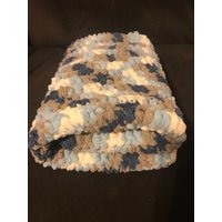Gehäkelte Kuscheldecke Baby Junge von EVERYDAYSAHOLIDAY365