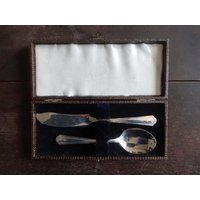 Vintage Englisch Dorchester Silberplatte Buttermesser Verbreitung Löffel Box Besteck Silber Set Um 1950-60/Eve Of Europe von EVEofEurope