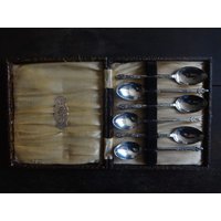 Vintage Englisch Epns Versilbert 6 Sechs Monk Teelöffel in Box Besteck Silber Set Circa 1960-70Er Jahre/Eve Of Europe von EVEofEurope