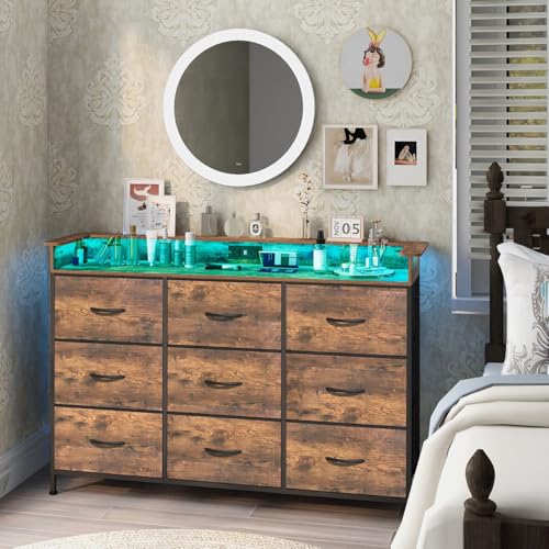 EXOTICA Industrial Dresser for Bedroom with Charging Station and LED Light Fabric Storage Dresser with 9 Fabric Drawers Chest of Drawers for Closet Hallway Sturdy Steel Frame Wooden Top EXOTICA Industrial Dresser for Bedroom with Charging Station and LED Light Fabric Storage Dresser with 9 Fabric Drawers Chest of Drawers for Closet Hallway Sturdy Steel Frame Wooden Top von EXOTICA