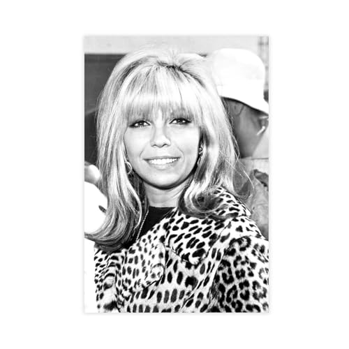 EYEZER Retro-Poster der Filmschauspielerin Nancy Sinatra, Leinwand-Poster, Wandkunst, Dekor, Bild, Gemälde für Wohnzimmer, Schlafzimmer, Dekoration, ungerahmt, 30 x 45 cm EYEZER Retro-Poster der Filmschauspielerin Nancy Sinatra, Leinwand-Poster, Wandkunst, Dekor, Bild, Gemälde für Wohnzimmer, Schlafzimmer, Dekoration, ungerahmt, 30 x 45 cm von EYEZER