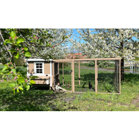 Hühnerauslauf Mitte EZ Chicken Home 5,84m² Beige, hergestellt in EU Hühnerauslauf Mitte EZ Chicken Home 5,84m² Beige, hergestellt in EU von EZ Chicken Home