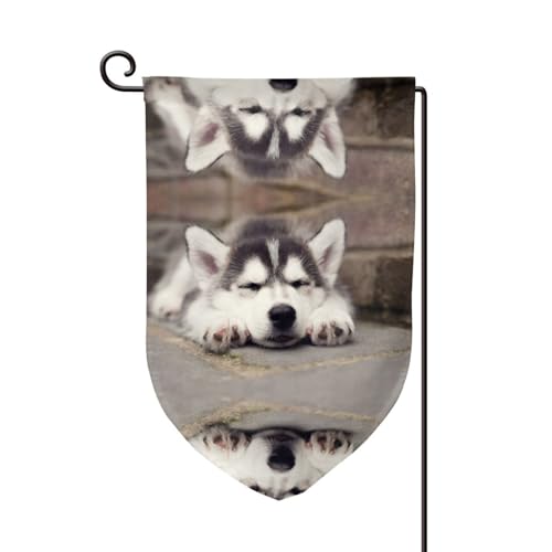 Doppelseitige Premium-Gartenflagge mit Husky-Hunde-Druck, Gartenflaggen für Heimdekoration, wetterbeständig und doppelt genäht, 45,7 x 32,8 cm von EZDLOWVBA
