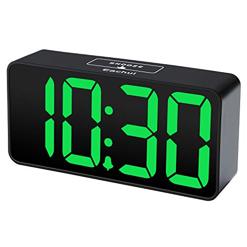 Eachui LED Wecker Digital mit USB-Ladeanschluss, Große Ziffern Display, Helligkeit und Lautstärke Regelbar, Snooze, 12/24HR, digital Uhr Netzbetrieben (Schwarz & Grün) von Eachui