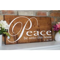 Friede Sei Diesem Haus Holzschild | Christliche Wohnkultur Schrift Wandbehang Zeichen Einweihungsparty Geschenk Bibelvers Wanddeko von EandNMarket