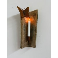 Antiker Nonnenziegel Mit Kerzenhalter Aus Rostigem Metall Und Schmetterling von EarlGreyManufaktur