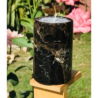 Schwarzer Zebra Jaspis Kerzenhalter Mit Kerze Für Büro/Zuhause Tischdekoration Und Nutzbarer | N von EarthMineralsLTD