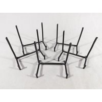 Staffelei Display Stand Lot Von Fünf Schwarz Eisen Kleine Größe von EarthsAncientArt