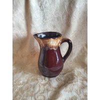 Brown Usa Hull Oder Mccoy Dripware, Keramik Kleiner Milch - Wasserkrug Milchkännchen, Vintage Küche, Kleine Blumenvase von EastIdahoCompany