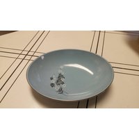 Mid Century Taylor Smith Schwarze Und Graue Blatt Ovale Servierschale Mit Weißen Blumen Vielseitiger Stil von EastIdahoCompany