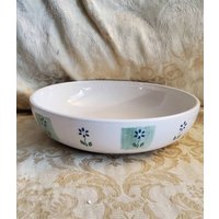 Pfaltzgraff, Cloverhill Floral, 20 cm Kartoffel/Gemüse Pasta Salatschüssel, Blaue Blumen Grün & Creme Border, Alltagsgericht, Made in Usa von EastIdahoCompany