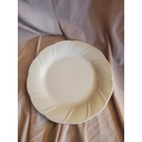 Pfaltzgraff Stratus Steingut, Weiß, Swirl Embossed 10-Zoll-Abendessen/Hacken-Teller-Weinlese-Küche von EastIdahoCompany