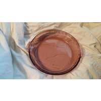 Pyrex Visions 10-Zoll-Geriffelte Cranberry/Lila Tortenplatte Backformen Vintage Kitchen von EastIdahoCompany