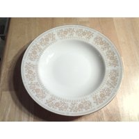 Seltener Pirken Hammer Made in Czechoslovakia Gelb Und Gold Blumen Servierschale Ersatz China von EastIdahoCompany