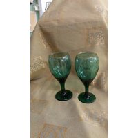 Set Von 2 Libbey Juniper Green Weingläser Mit Gold Getönten Rand Vintage Stemware Set Von 2 Libbey Juniper Green Weingläser Mit Gold Getönten Rand Vintage Stemware von EastIdahoCompany