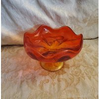 Wikinger Amberina Glas, Hexagon-Form, Fuß-Servierschale Dekorative Haus-Orange Und Rote Glasschale, Dessertschale von EastIdahoCompany