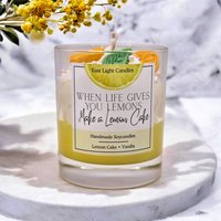 Lemon Cake Kerze | Handgemachte Duftkerze Sojawachs Geschenkidee Für Kerzenliebhaber Lemon Cake Kerze | Handgemachte Duftkerze Sojawachs Geschenkidee Für Kerzenliebhaber von EastLightCandlesShop