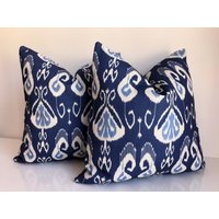 Zwei Set - Blau Weißer Ikat Kissenbezug | 45-50-60 cm Und 30 X 50 Werfen Kissen Küsten Dekor von Eastanbulgoods