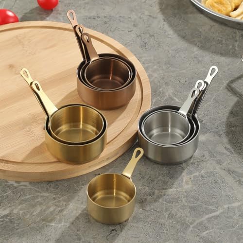 Kompakter Milchtopf für den Herdbereich, aus langlebigem Edelstahl Kompakter Milchtopf für den Herdbereich, aus langlebigem Edelstahl von EasyByMall