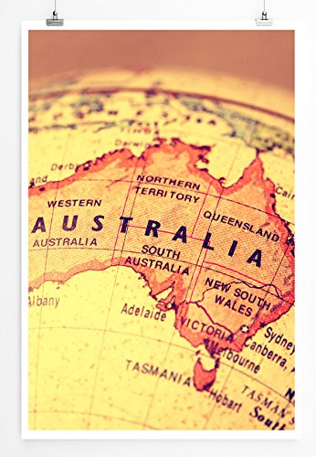 Eau Zone Home Bild - Art Fotos – Australien auf einem Globus- Poster Fotodruck in höchster Qualität von Eau Zone