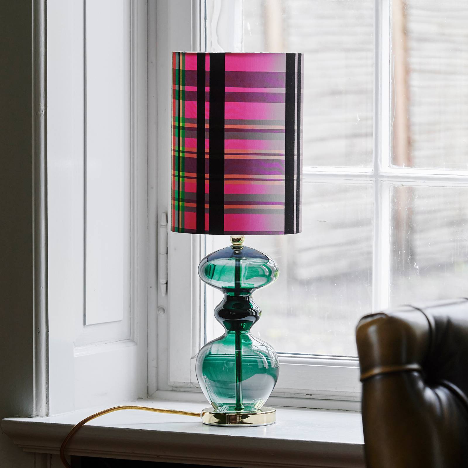 EBB & FLOW Futura M Tischlampe ivy/Chennai fuschia von Ebb & Flow