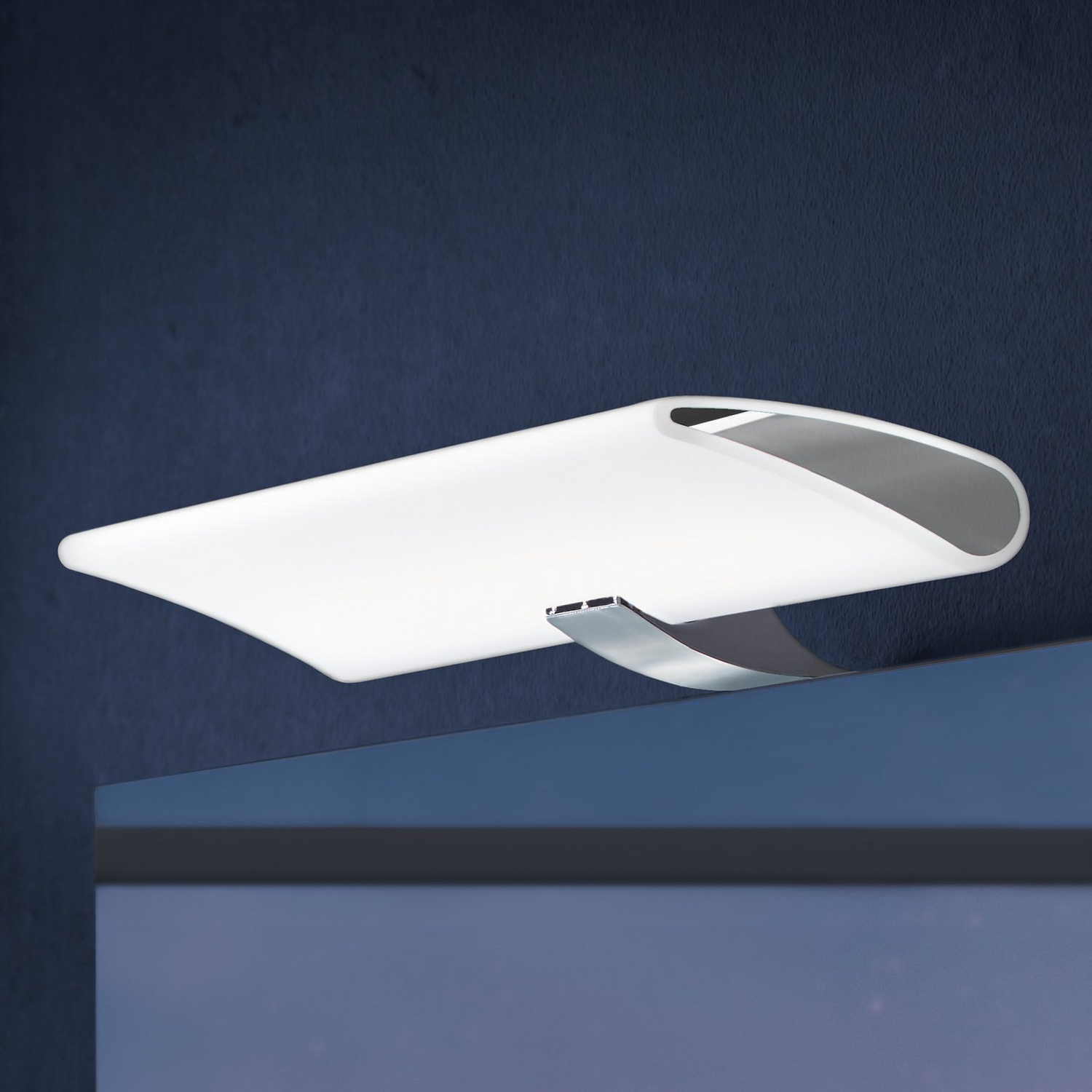 B-Ware Ebir Miracle Led Spiegelleuchte Spiegellampe Badleuchte Chrom Breite 30 Cm B-Ware Ebir Miracle Led Spiegelleuchte Spiegellampe Badleuchte Chrom Breite 30 Cm von Ebir