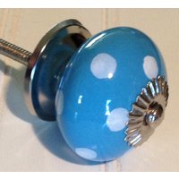 2, Keramik Knäufe, Möbel Schrank Blau Weiß von EclecticCabinetKnobs